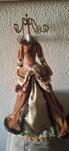 Poupée ancienne porte bijoux - porte,