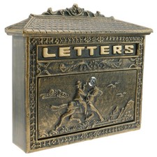 Boîte aux lettres ancienne en