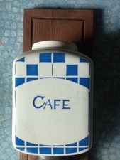 Ancien moulin à café mural 