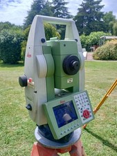 Estacion Total Leica TS15 de
