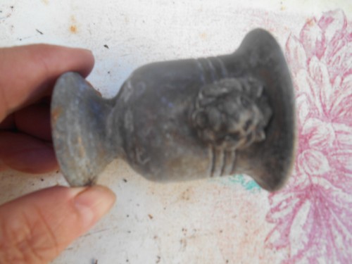 Coquetier ancien decor lion - ancien,