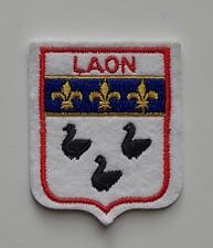 Ecusson brodé de Laon (02)
