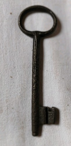 Ancienne clé clef fer forgé - ancienne,