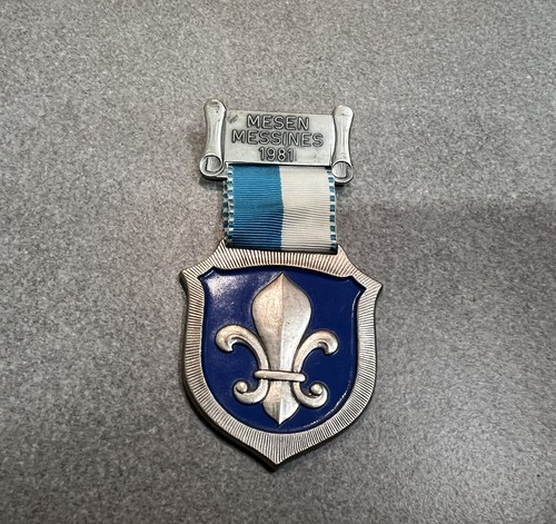 Medaille metal belgique - belgique, fleur
