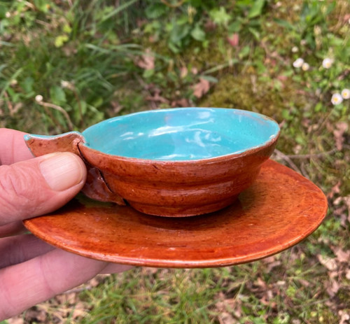 Suite tasses sous - de,