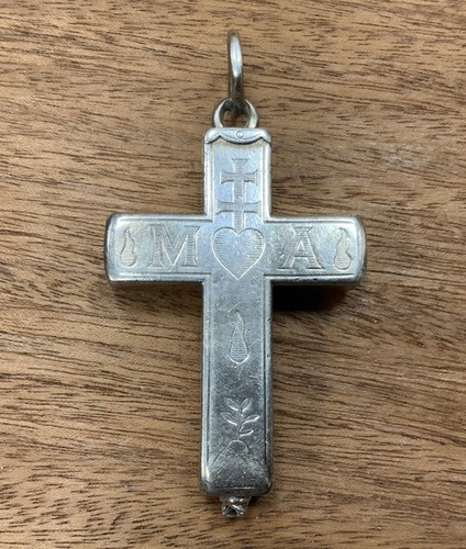 Très jolie croix reliquaire - croix,