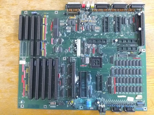 Commodore amiga 2000 - commodore,