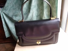 Sac à main en cuir ou pas