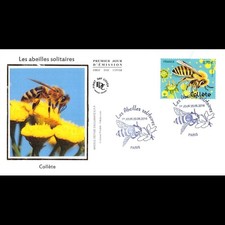 FDC soie - L'abeille collète