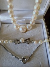 Collier de Perles de Culture Japon Fermoir Or 18 Carats 750 Réenfilé à Neuf