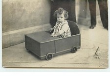 Photo Card - Girl in a Pedal