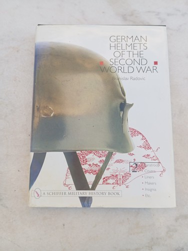 Livre german helmets - livre,