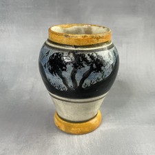 Pot ancien en faience décor