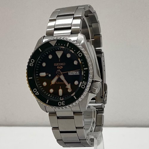 Montre bracelet collector - montre-bracelet,