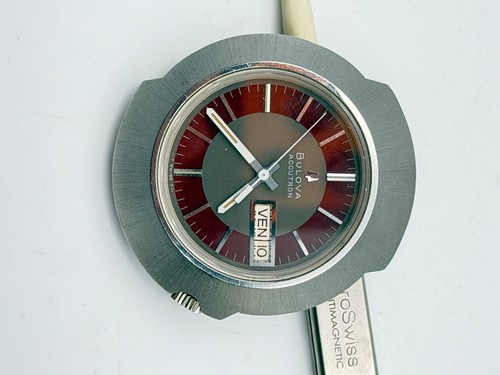Bulova accutron red - bulova,