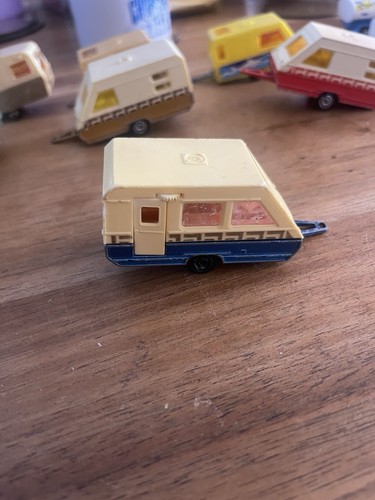 Ancienne caravane 70 - ancienne,
