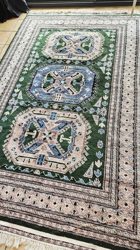 Tapis fait main - main, pakistan