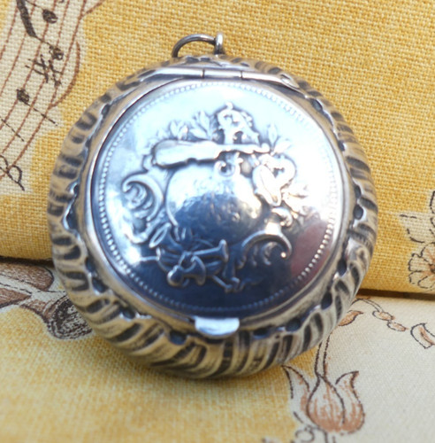 Beautiful pill box - , of