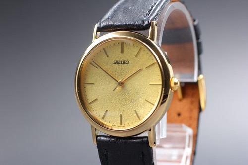 Presque comme neuf montre - presque,