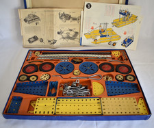 ANTIQUE MECCANO BOX NO. 6 STEEL CONSTRUCTION SET. 1960/70 WITH INSTRUCTIONS
