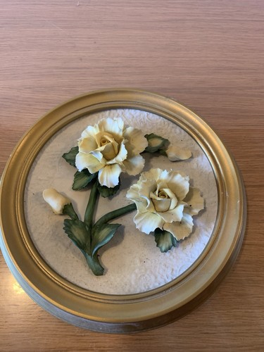 Franklin mint the yellow roses - the,