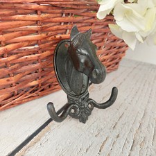 Crochet double mural vintage fonte émaillée décor tête de cheval porte-manteau