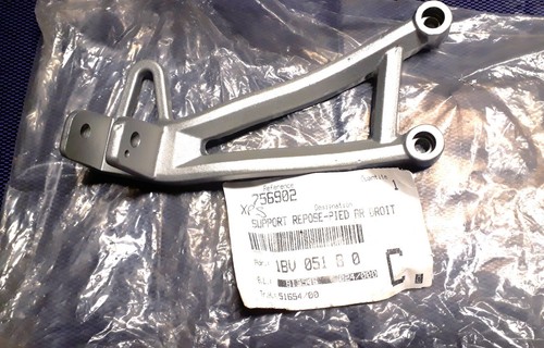 Support cale pied arriere - de,