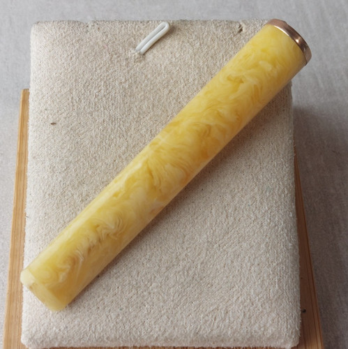 Ancien fume porte cigarette - /,