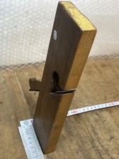 Outil Ancien rabot à bois