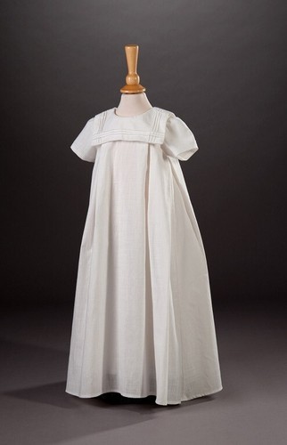 Robe bapteme ou - de,
