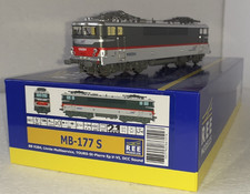 REE MB 177 S  Loco BB 9284