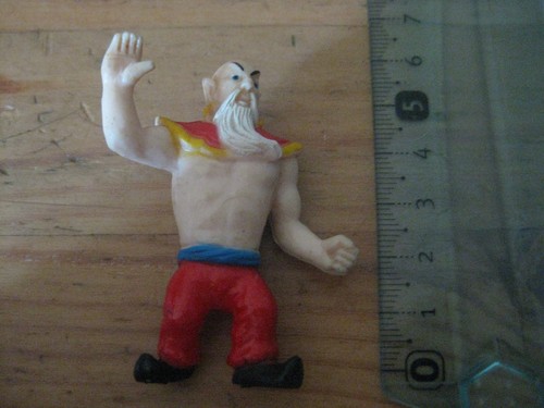 Figurine identifier dragon - a, "