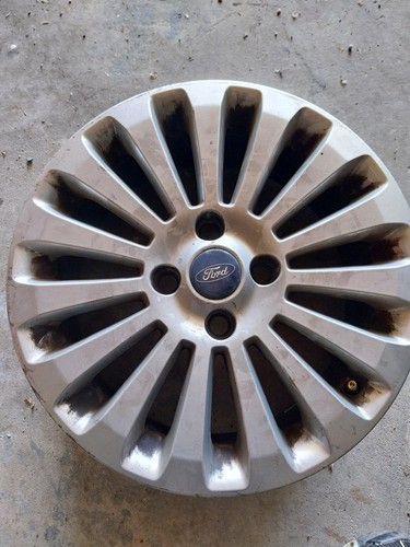 Jante ford fiesta titanium - ,