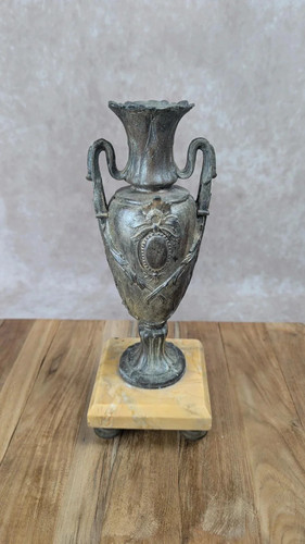 Urne décorative ancienne - , en