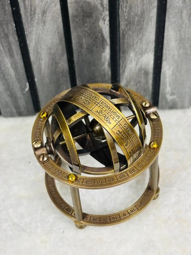 Astrolabe ancien sphère