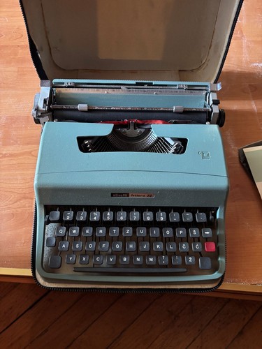 Machine écrire olivetti - machine,