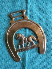 Horse brass en laiton