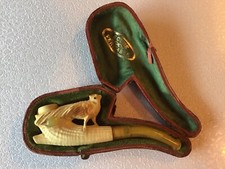 Pipe fume cigarette en écume