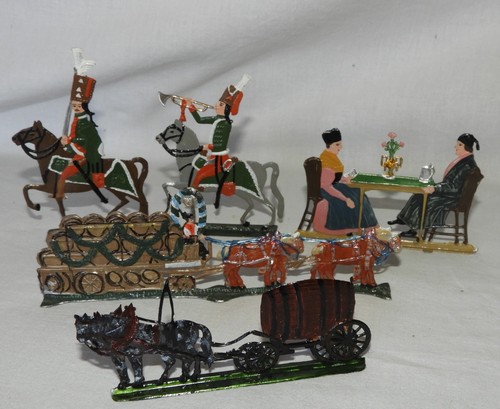 Figurines plat étain - figurines, "plat