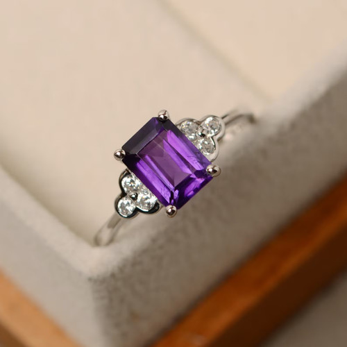 Bague améthyste violette - en,