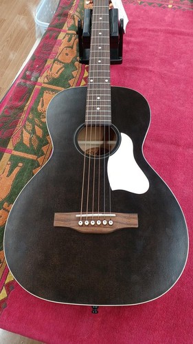 Guitare acoustique