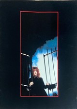 PREMIER TOUR BOOK OFFICIEL