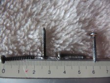 LOT 4 VIS pour CHASSIS CAISSE