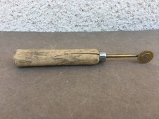 Ancienne petite roulette de