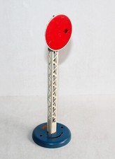 HORNBY O SIGNAL RED DISC MANUAL, RAILROAD WARNING SIGNAGE