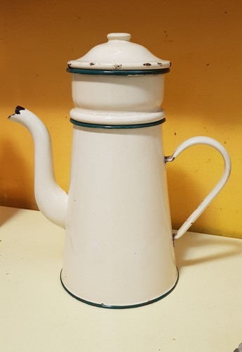 Grande cafetiere emaillee - grande,