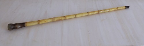 Canne ancienne façon - , bambou