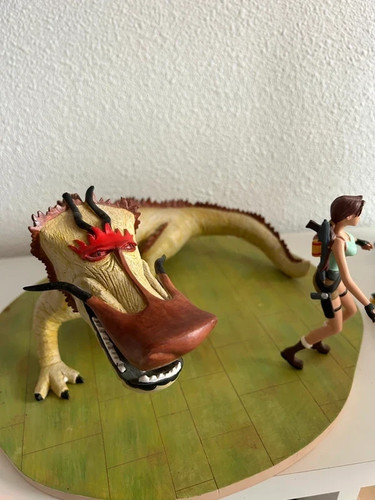 Tomb raider contre - tomb, le