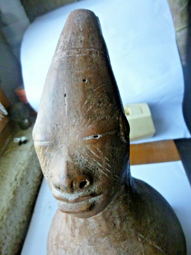 Jarre anthropomorphe mangbetu - anthropomorphe,
