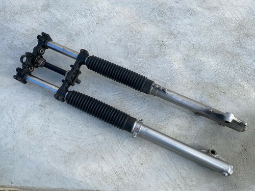 Une fourche suspension - une,